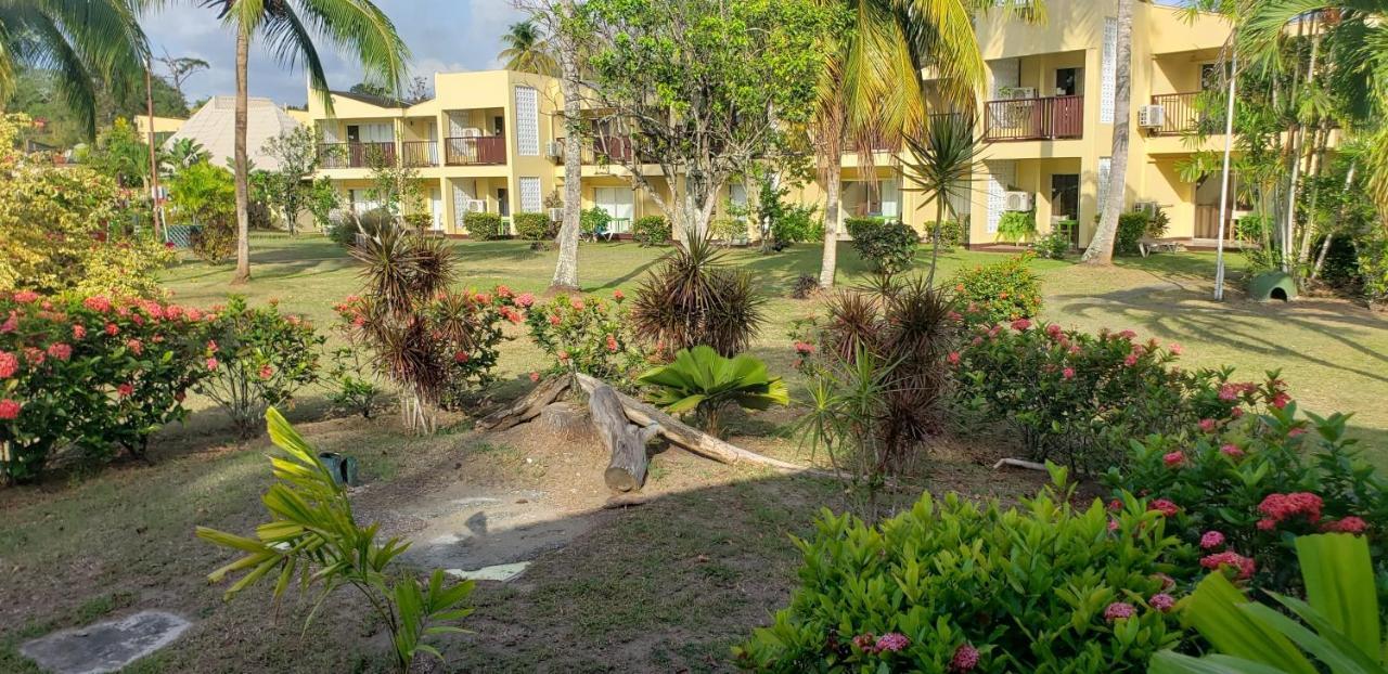 Starfish Tobago Hotel Black Rock Exterior photo